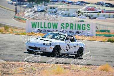 media/Oct-18-2025-Extreme Speed (Sat) [[d6d7e1fef1]]/Group 2 Green/Session 2 (Turn 3)/